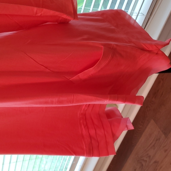 LOGO Instant Chic - Picture 4 of 10